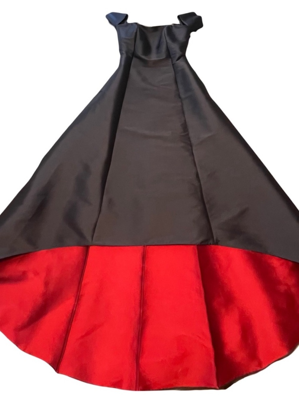 Sachin + Babi Noir
Off-The-Shoulder Long Dress, 0, midnight/Red - Picture 5 of 9